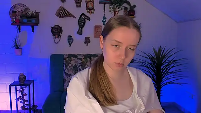 Snapshot of JenniferGraces chatting on June 12, 6:07 pm JenniferGraces online show from June 12, 6:07 pm