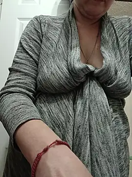 HTXBELLE online show from November 2, 6:43 pm