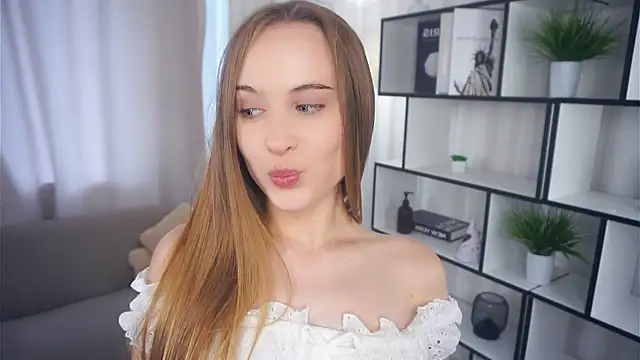 QuennaCoote online show from September 21, 6:48 am