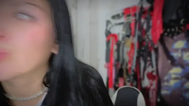 Guxplo  online show from April 7, 2:39 pm