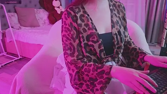 baby debbie online show from October 10, 9:03 pm