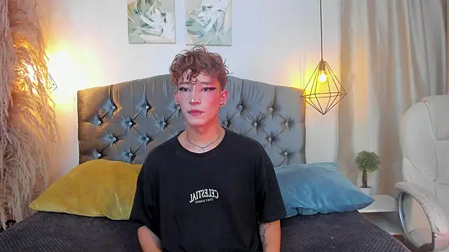 iiangel  online show from October 11, 3:28 am