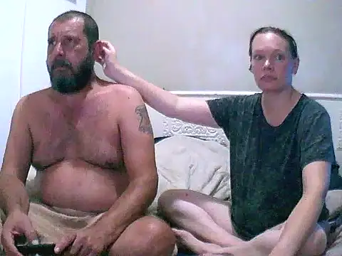 redsparrowXxXx online show from February 23, 7:22 pm