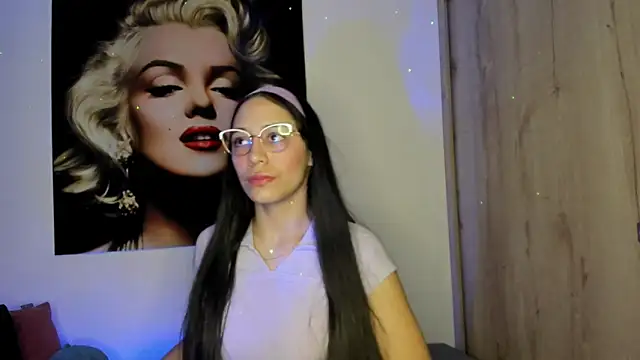 TANIA 06 online show from October 30, 1:23 pm