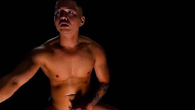 Snapshot of dialga6636 chatting on February 9, 5:00 am dialga6636 online show from February 9, 5:00 am