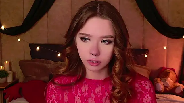 Snapshot of Sierra_Fane chatting on March 2, 12:31 am Sierra Fane online show from March 2, 12:31 am