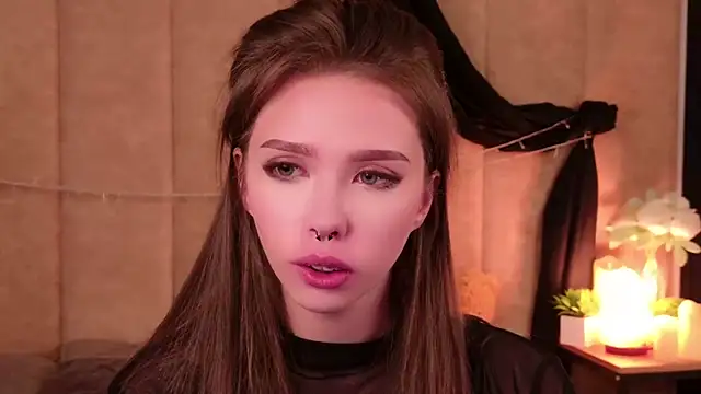 Snapshot of Sierra_Fane chatting on September 15, 8:53 pm Sierra Fane online show from September 15, 8:53 pm