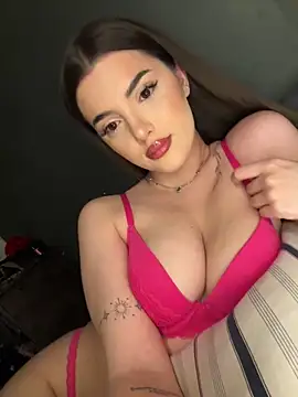 NaomiMulan online show from May 3, 10:38 pm