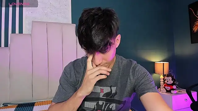 Allex Cano online show from December 1, 6:35 pm