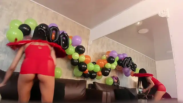 Snapshot of NahomyCarther chatting on October 30, 4:03 am NahomyCarther online show from October 30, 4:03 am