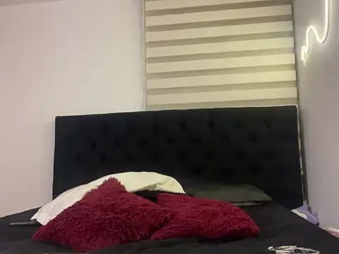 DesireLuxe online show from March 16, 5:36 am