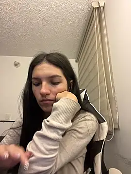 DesireLuxe online show from November 11, 6:46 am