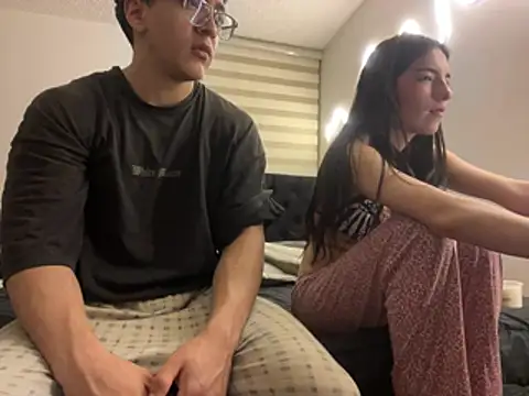 DesireLuxe online show from February 9, 9:24 am