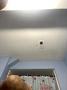 Snapshot of Fatalattraction713 chatting on November 18, 7:07 pm Fatalattraction713 online show from November 18, 7:07 pm