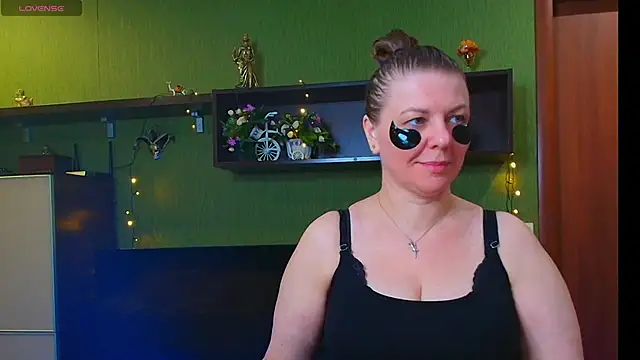 VeronikawGold online show from April 20, 3:09 am