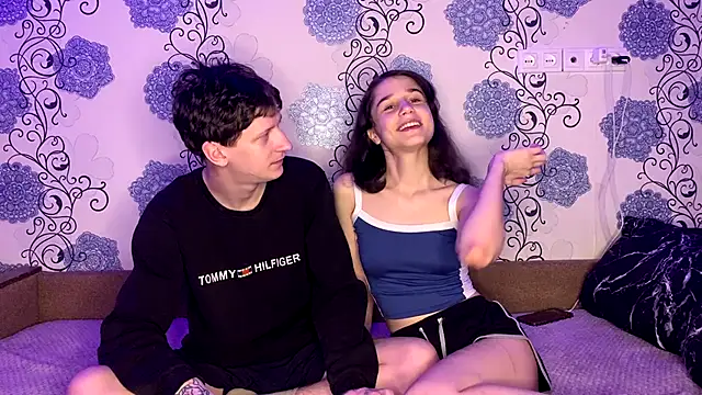 baby lesi online show from December 2, 6:58 pm