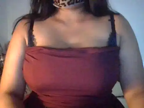 Snapshot of LustyTasha chatting on March 2, 9:01 pm LustyTasha online show from March 2, 9:01 pm