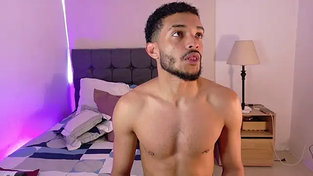 eross chipre  online show from April 15, 7:58 pm