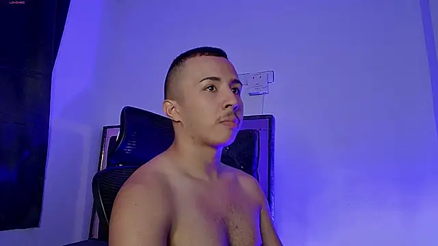 Donathoo1 online show from February 13, 11:23 pm