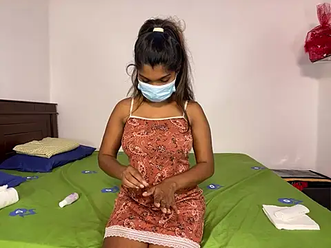 Snapshot of Baby_asha chatting on February 19, 4:33 pm Baby asha online show from February 19, 4:33 pm