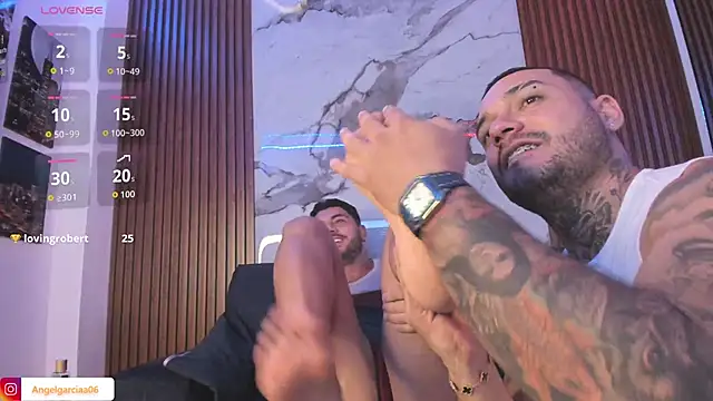 Angelgarcia  online show from December 17, 12:49 am