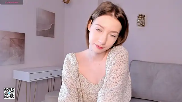 SunnivaCovil online show from February 28, 11:14 am