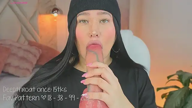 Snapshot of Leaa_Cox chatting on September 20, 3:29 am Leaa Cox online show from September 20, 3:29 am