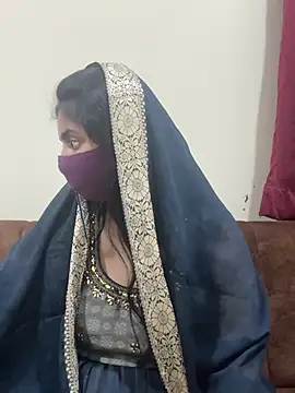 Dishasarmaa05 online show from February 21, 4:48 pm