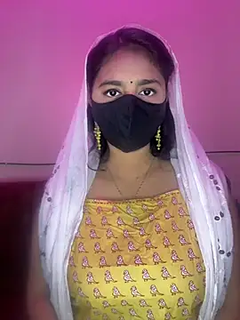 Dishasarmaa05 online show from March 2, 2:10 pm