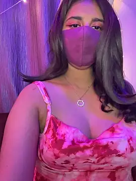 Dishasarmaa05 online show from September 14, 5:12 pm