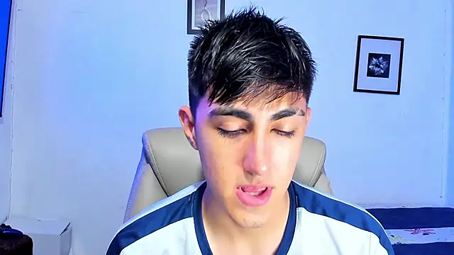 Snapshot of babymaik chatting on November 30, 5:22 am babymaik online show from November 30, 5:22 am