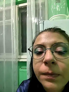 Snapshot of KittieHallo chatting on October 19, 9:48 pm KittieHallo online show from October 19, 9:48 pm