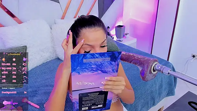 cutie sarax1 online show from September 19, 12:17 pm