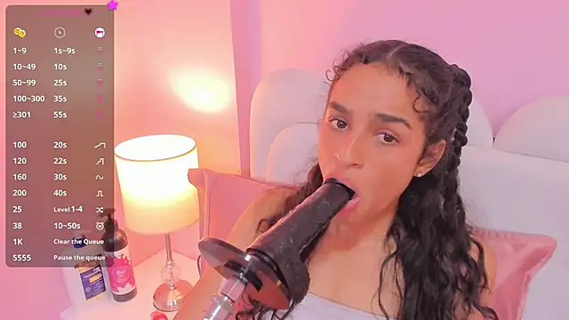 honey sofii  online show from March 16, 6:23 pm