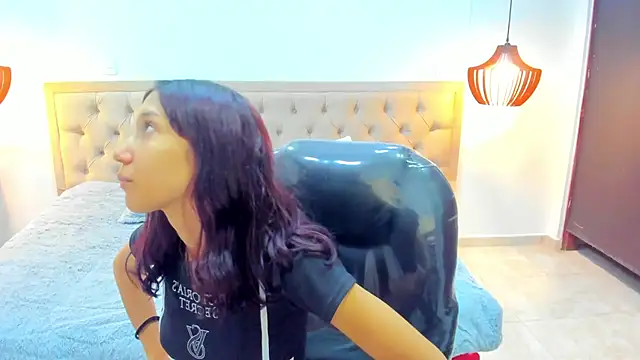 leslieanddrako online show from November 7, 10:32 pm