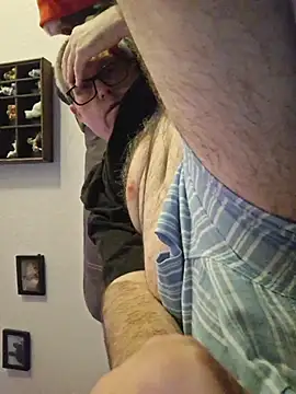 Smallone327 online show from February 16, 7:04 am