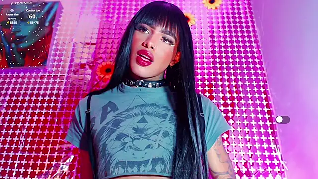 Snapshot of jymena_xxx chatting on March 6, 3:46 am jymena xxx online show from March 6, 3:46 am