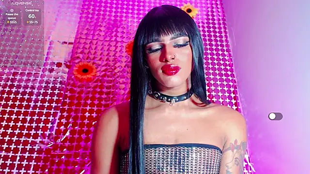 Snapshot of jymena_xxx chatting on March 7, 2:46 am jymena xxx online show from March 7, 2:46 am