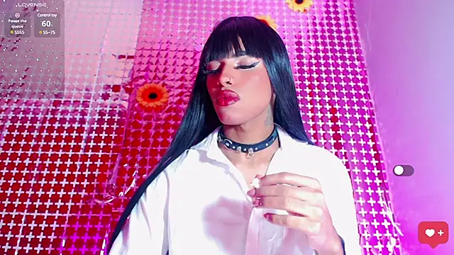 Snapshot of jymena_xxx chatting on March 11, 4:10 am jymena xxx online show from March 11, 4:10 am