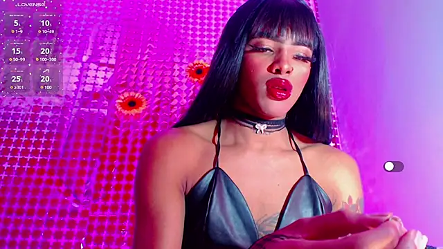 Snapshot of jymena_xxx chatting on March 21, 11:12 pm jymena xxx online show from March 21, 11:12 pm