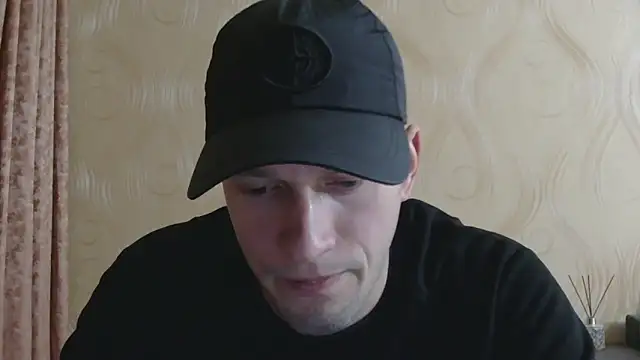 frama666 online show from April 18, 8:42 pm