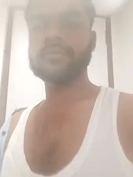 Snapshot of khushi9232 chatting on February 19, 9:17 am khushi9232 online show from February 19, 9:17 am