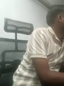 Snapshot of khushi9232 chatting on February 19, 3:16 pm khushi9232 online show from February 19, 3:16 pm