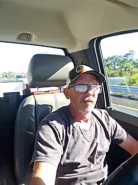 chris8827 online show from March 11, 9:04 pm