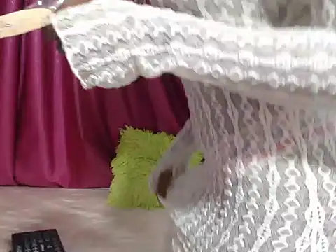 xxTatiannaxx online show from February 19, 6:43 pm