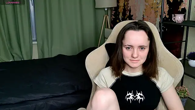 Snapshot of Luna_Loveee chatting on March 15, 3:40 am Luna Loveee online show from March 15, 3:40 am