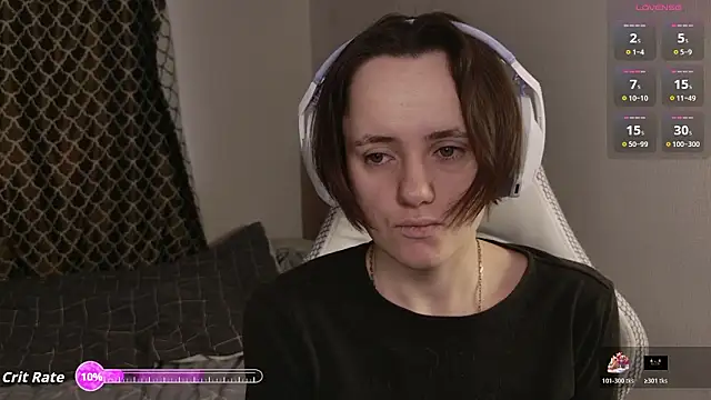 Luna Loveee online show from March 22, 3:43 am