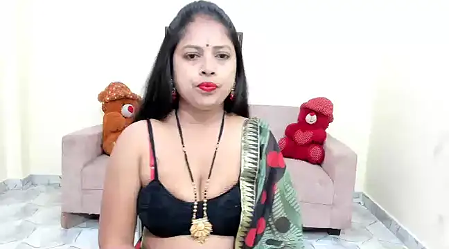 Snapshot of leahgotiii chatting on March 12, 3:46 am leahgotiii online show from March 12, 3:46 am