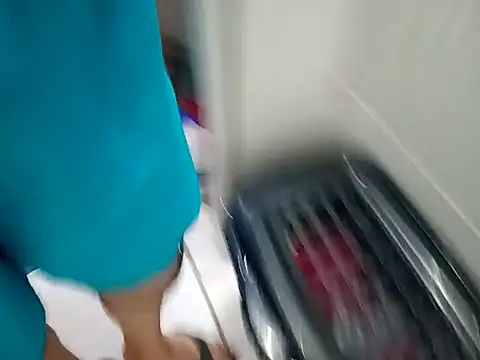 Snapshot of magrinhogostoso696 chatting on October 27, 1:42 am magrinhogostoso696 online show from October 27, 1:42 am