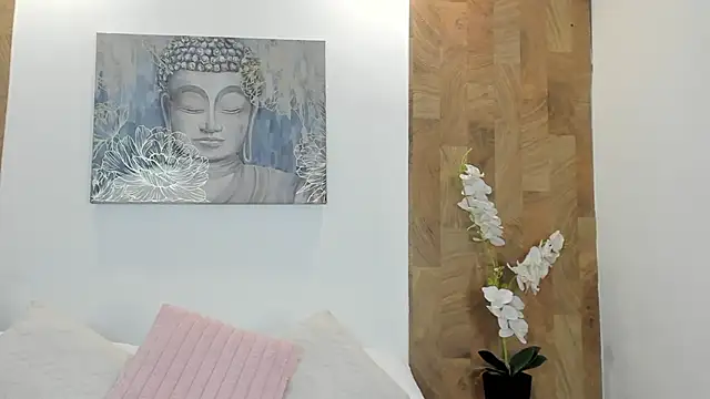 Lucia Brown  online show from June 5, 3:13 am